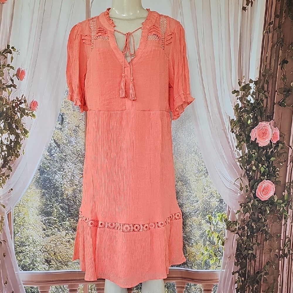 Chic Coral Dress with Lace Details